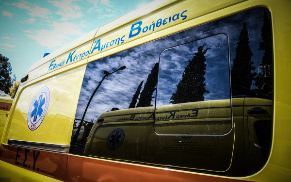 Θεσσαλονίκη: Τροχαίο στην Πυλαία - Παράσυρση πεζού στο ρεύμα προς Πανόραμα