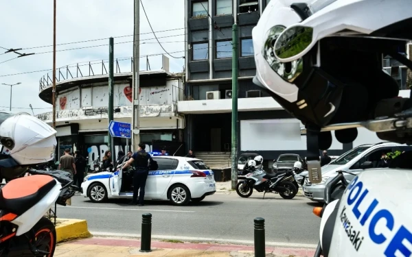 Αθήνα: Προφυλακίστηκε ο 58χρονος που άνοιξε πυρ με ούζι σε μπαρ