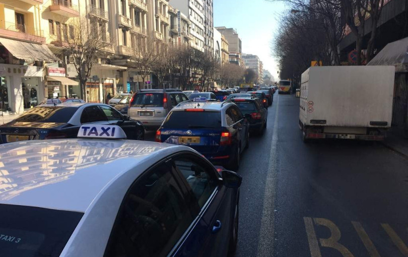 Θεσσαλονίκη: 86 ώρες τον χρόνο κολλημένοι στο μποτιλιάριασμα
