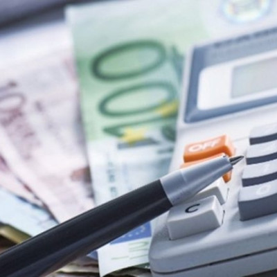 Τηλεφωνική ειδοποίηση από την Εφορία για 55.000 οφειλέτες - Προθεσμία για τακτοποίηση πριν τις κατασχέσεις