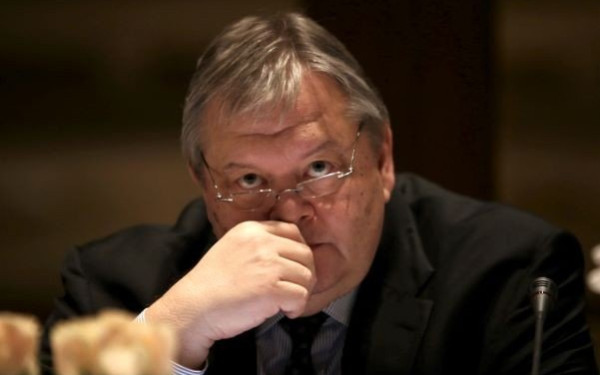 Ο Ε. Βενιζέλος απαντά στις άμεσες και έμμεσες αναφορές Μητσοτάκη στο πρόσωπό του 