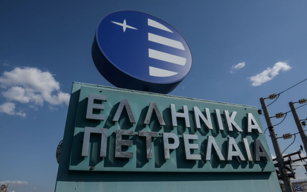Τον Μάρτιο οι προσφορές για την πώληση των ΕΛΠΕ