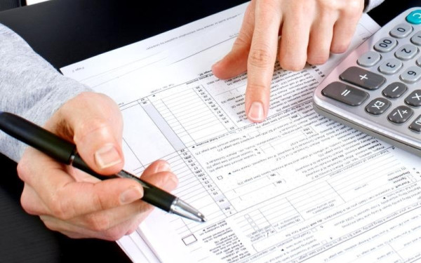 Φορολογικό νομοσχέδιο: Διευκρινίσεις του ΥΠΟΙΚ με 17 ερωτήσεις και απαντήσεις για τις αλλαγές