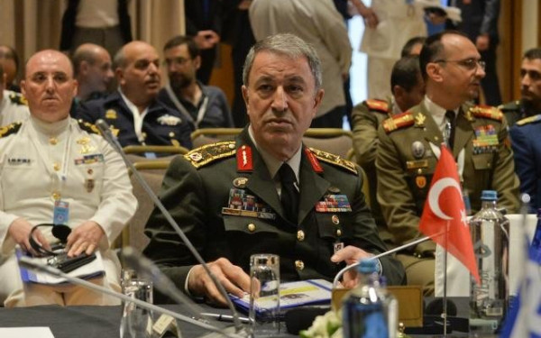 "Θα συνεχίσουμε τον αγώνα ενάντια στις απειλές στο Αιγαίο" προειδοποιεί ο Τούρκος Υπουργός Άμυνας