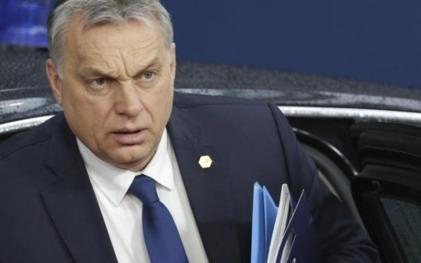 Οργή στην Ουκρανία για τη στάση του Β. Όρμπαν απέναντι στη ρωσική εισβολή