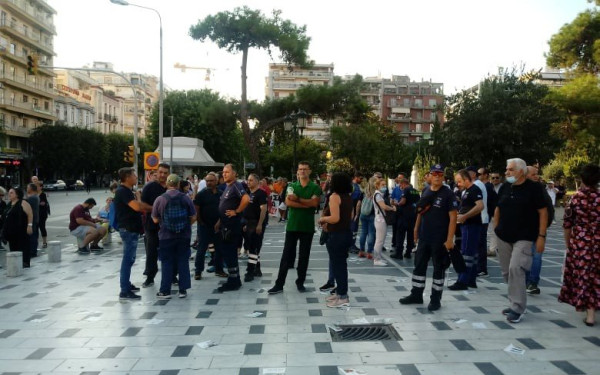 Σε εξέλιξη η συγκέντρωση ΑΔΕΔΥ - ΕΔΟΕΘ (φωτ. βίντεο) 