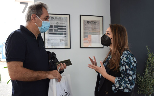 Ο Γιάννης Δελής στο περίπτερο της "Μακεδονίας" και του Makthes.gr στην 85η ΔΕΘ
