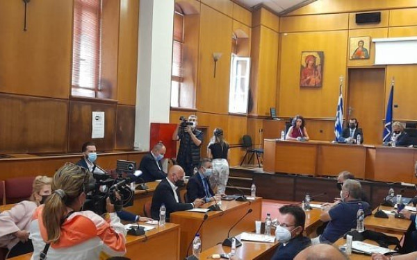 Πλεύρης σε δημάρχους: Σχεδιάζονται περισσότερες κλίνες covid για παιδιά 