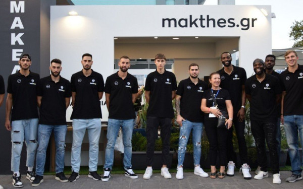 Στο περίπτερο της "ΜτΚ" και του makthes.gr η ομάδα μπάσκετ του ΠΑΟΚ (φωτ.)