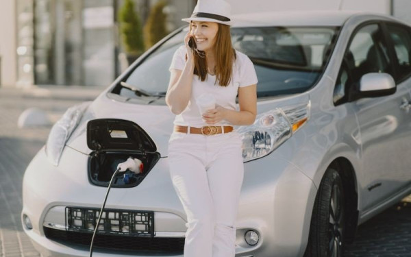 Αυτοκίνητο: Παραμένει μικρό το ποσοστό των οικολογικών αυτοκινήτων στην ΕΕ