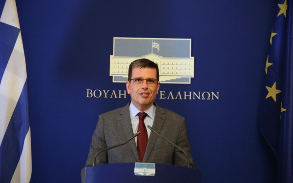 Χαιρετίζει το νέο ευρωπαϊκό Σύμφωνο Μετανάστευσης και Ασύλου ο Δ. Καιρίδης - Τα σημεία ενδιαφέροντος για την Ελλάδα