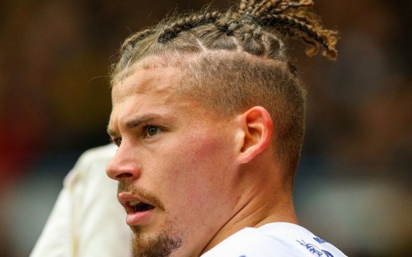 Ο Κάλβιν Φίλιπς σφυρηλατήθηκε από μία τραγωδία και ετοιμάζεται για τη μεταγραφή της ζωής του