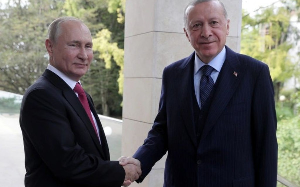 Ρωσία: Ο Πούτιν είπε στον Ερντογάν τι θέλει από την Ουκρανία  για να επανέλθει στη συμφωνία εξαγωγής σιτηρών