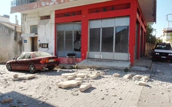 Συναγερμός για τους μετασεισμούς στο Ηράκλειο - Ένας νεκρός από το σεισμό των 5,8 ρίχτερ (Βίντεο-Φωτ.)