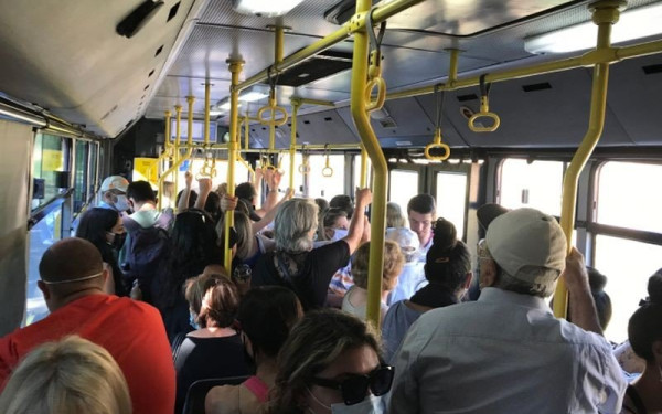 Καύσωνας - Αθήνα: Λεωφορεία «σάουνα» - «Ψήνονται» οι επιβάτες από τις υψηλές θερμοκρασίες  (βίντεο)