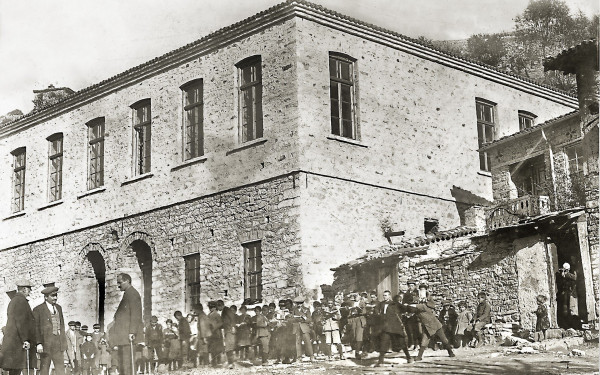 Το ΠΑΜΑΚ «ζωντανεύει» την ιστορία του μαρτυρικού χωριού Κωσταράζι Καστοριάς