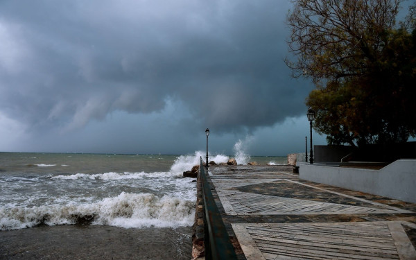 Χαλάει ο καιρός: Έρχεται η κακοκαιρία «EVA» - Πότε και πού θα χτυπήσει