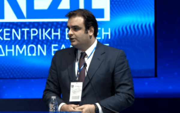 Πιερρακάκης: Τιμούμε τη μνήμη εκείνων που έδωσαν την άνιση μάχη και την κέρδισαν 