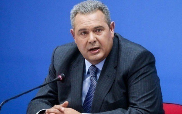 "Θεωρίες φαντασίας που δεν έχουν βάση" αποδίδει στον Σγουρίδη ο Καμμένος