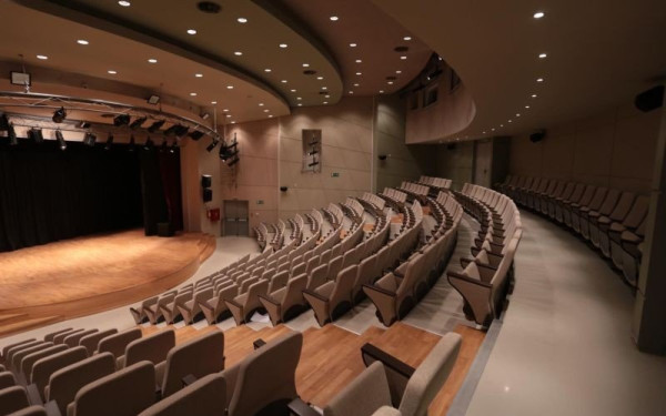 Θεατρική παράσταση «Θυροξίνη» από τον δήμο Πυλαίας-Χορτιάτη