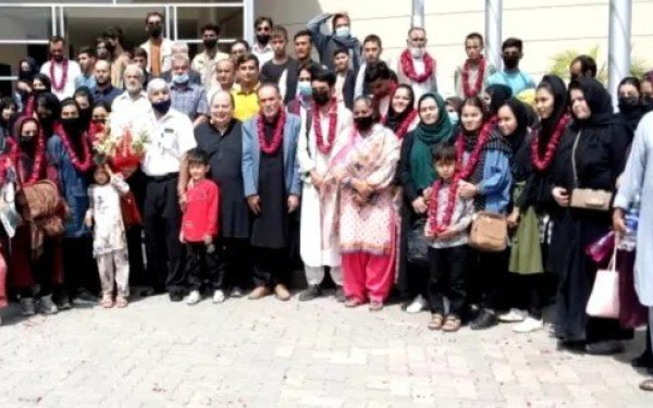 Πτήση σωτηρίας από το Αφγανιστάν για 130 αθλήτριες του ποδοσφαίρου και τις οικογένειές τους