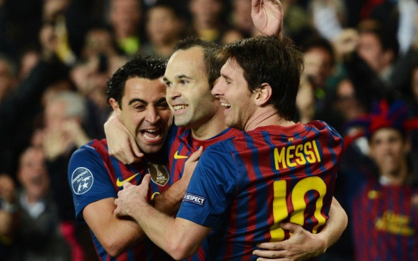 Μπαρτσελόνα: Οι οπαδοί ονειρεύονται το reunion του Τσάβι με τον Μέσι και τον Ινιέστα