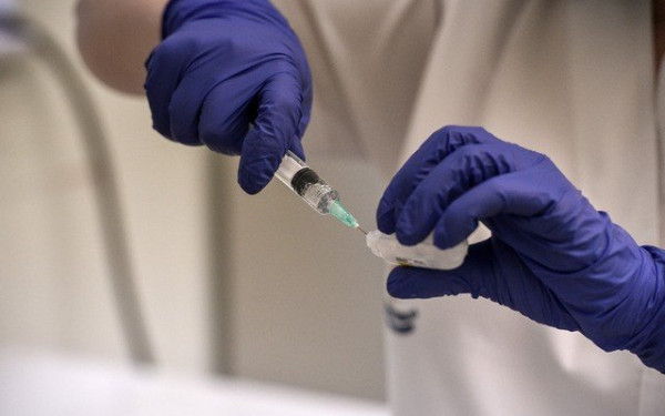 Πασίγνωστο εμβόλιο μειώνει τον κίνδυνο εγκεφαλικού - Ποιο είναι και πώς λειτουργεί 