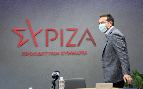Τσίπρας για Μητσοτάκη: «Να τον πω ψεύτη; Πολιτικό απατεώνα; Με 19.475 νεκρούς, τα λόγια χάνουν το νόημά τους…»