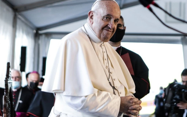 Βγήκε από το χειρουργείο ο πάπας Φραγκίσκος