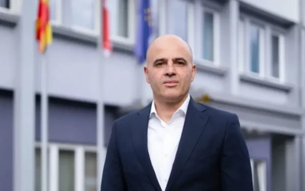 Βόρεια Μακεδονία: Συνάντηση του πρωθυπουργού Κοβάτσεφσκι με τη νέα πρέσβη της Ελλάδας