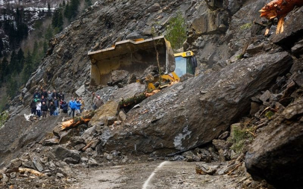 Μιανμάρ: Ένας νεκρός και τουλάχιστον 70 αγνοούμενοι εξαιτίας κατολίσθησης σε ορυχείο 