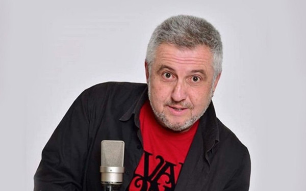 Πωλείται όπως είναι... επιπλωμένο: Οι πελάτες γύρισαν την πλάτη στον Στάθη Παναγιωτόπουλο (βίντεο)