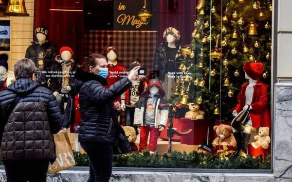 Εορταστικό ωράριο: Ανοιχτά αύριο τα καταστήματα - Το ωράριο λειτουργίας