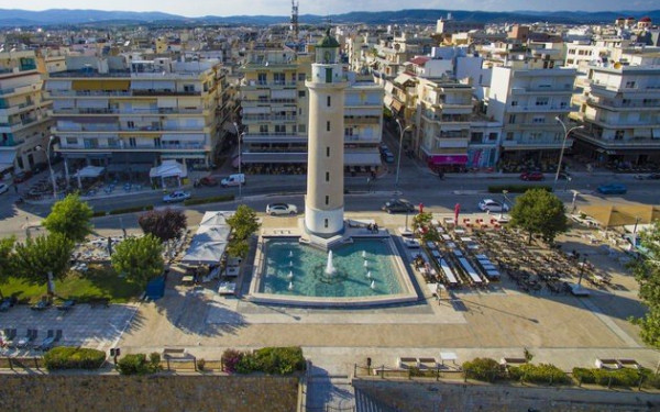 Αλεξανδρούπολη: Τοποθέτηση αυτόματων απινιδωτών σε δημόσιους χώρους και χώρους άθλησης από το Δήμο