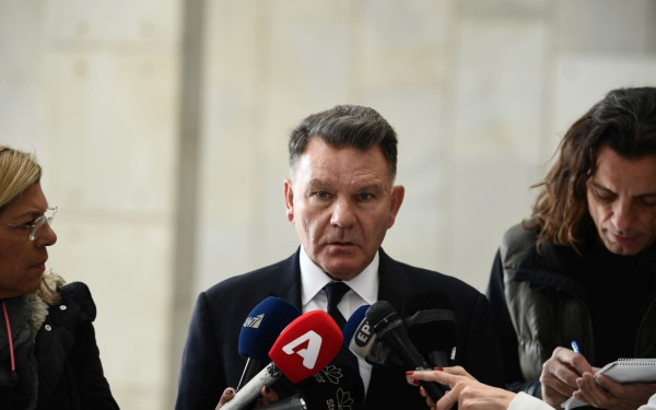 Η Ελληνική Εταιρεία Εντατικής Θεραπείας απαντά στον Κούγια για τους υπαινιγμούς του για τον κ. Ηλιάδη και τις μεταμοσχεύσεις 