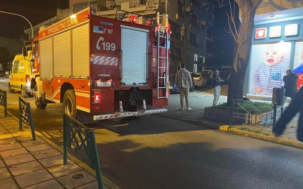 Ξέσπασε φωτιά στο 2ο γυμνάσιο Καλαμαριάς