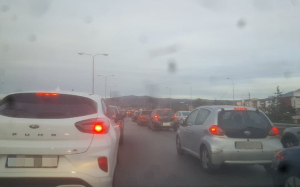 Θεσσαλονίκη: Καραμπόλα με 3 ΙΧ
