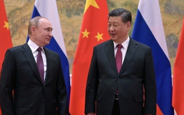 Ο ρώσος πρόεδρος Πούτιν θα συναντηθεί με τον Κινέζο ομόλογό του Σι στο Ουζμπεκιστάν