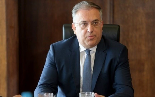 Θεοδωρικάκος για την υπόθεση με το γατάκι: «Ο νόμος για την προστασία των ζώων τηρείται» (βίντεο)