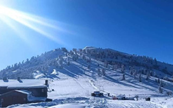 Η κακοκαιρία φέρνει... καλά νέα για τα χιονοδρομικά: Πότε ανοίγουν στη Β. Ελλάδα 