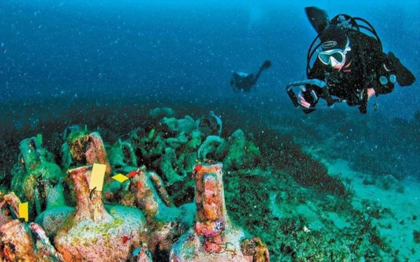 Κόντρα στη Βουλή για το 50ευρω στον ενάλιο αρχαιολογικό χώρο της Αλοννήσου
