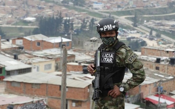 Κολομβία: Οπλισμένοι μαφιόζοι εισέβαλαν στη μεγαλύτερη εφημερίδα της χώρας 