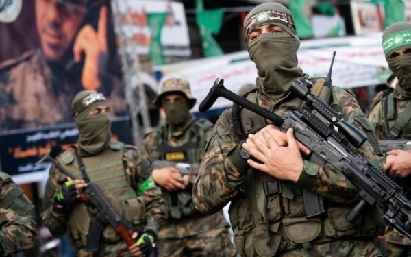 Χαμάς: Θα αρχίσει να εκτελεί αιχμάλωτους εάν το Ισραήλ συνεχίσει τους βομβαρδισμούς κατοικιών στη Γάζα