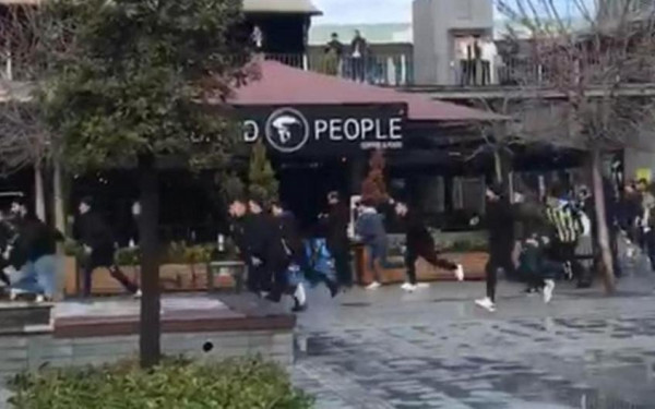 Μπάσκετ: Διακοπή και εκκένωση στον ημιτελικό Φενέρμπαχτσε - Γαλατάσαραϊ (βίντεο)
