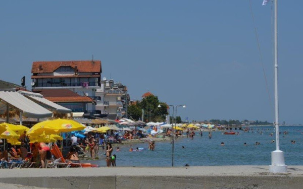 Πάνω από 700.000 εργαζόμενοι στον τουρισμό στο πικ της σεζόν 