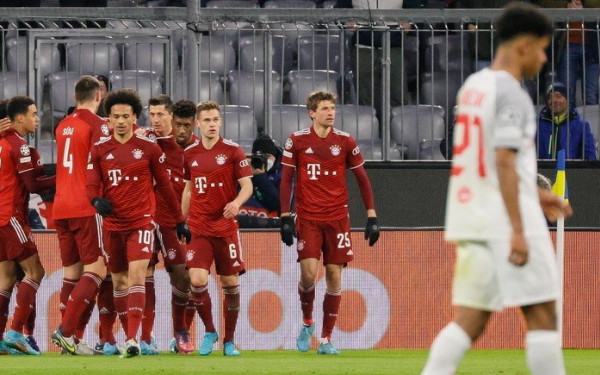 Champions League: Καταιγιστική η Μπάγερν, λαχτάρα για τη Λίβερπουλ (βίντεο)