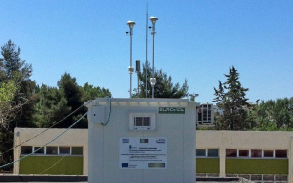 Έρχονται οκτώ νέοι σταθμοί μέτρησης αέριας ρύπανσης -  “Ξηλώνονται ” έξι παλιοί και τοποθετούνται δυο νέοι