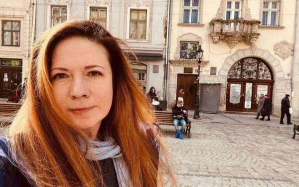 Σκοτώθηκε Ρωσίδα δημοσιογράφος σε βομβαρδισμό στο Κίεβο