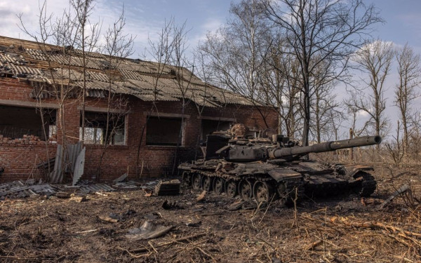 Υποδομές... ερείπια στο Χάρκοβο λόγω των ρωσικών βομβαρδισμών - Παραλύει ενεργειακά το Κίεβο