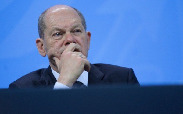 Σολτς: Δεν μπορεί να επιβληθεί καμία συμφωνία ειρήνης στους Ουκρανούς